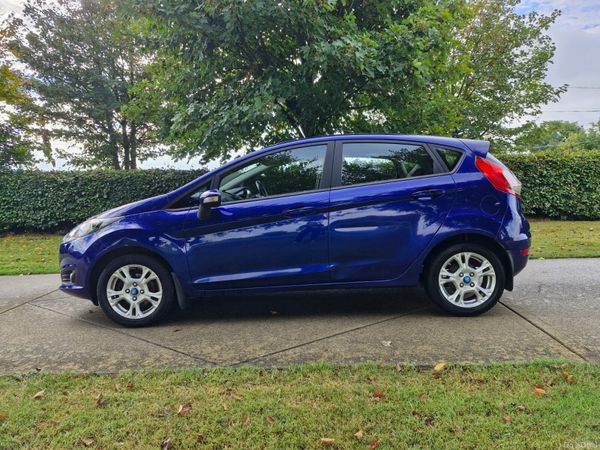 2015 Ford Fiesta Zetec 1.0 99,000 KM 396837343