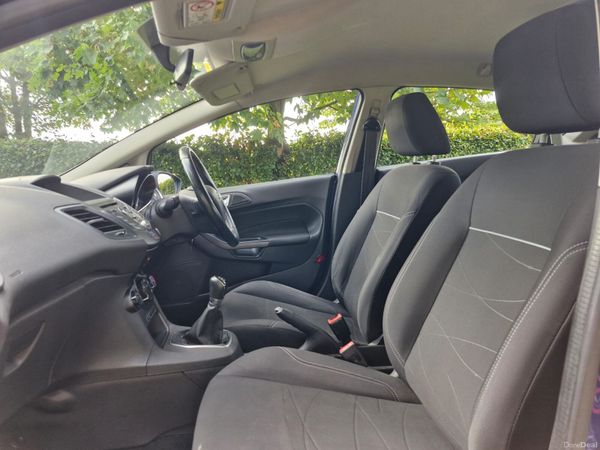 2015 Ford Fiesta Zetec 1.0 99,000 KM 396837687