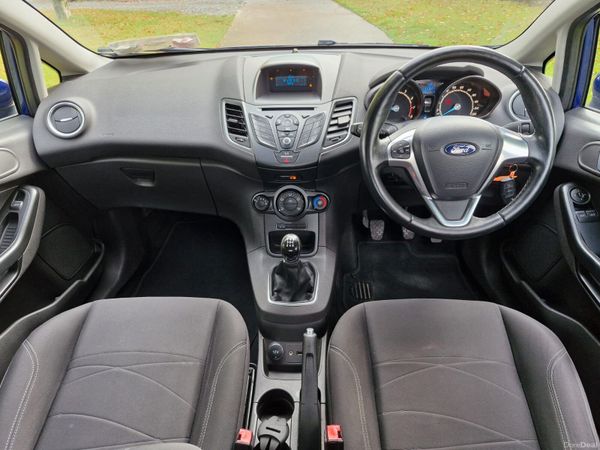 2015 Ford Fiesta Zetec 1.0 99,000 KM 396837791