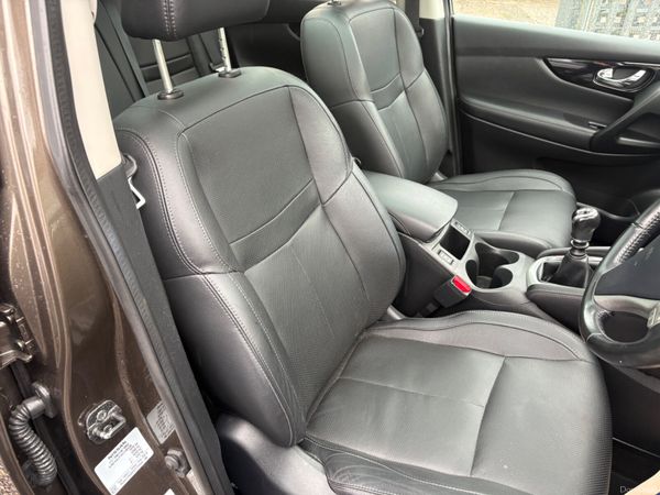 162 Nissan Qashqai SVE HIGH SPEC 396946487
