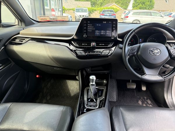2020 Toyota C-HR hybrid 396972543