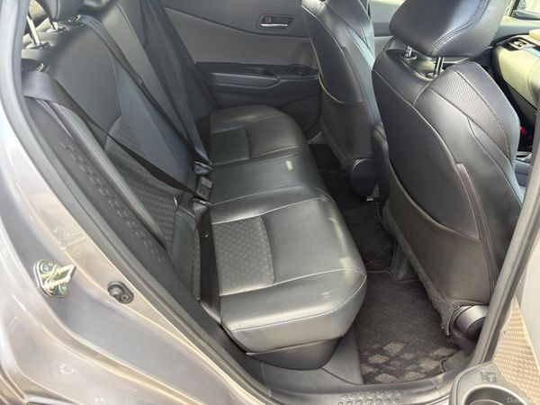2020 Toyota C-HR hybrid 396972537