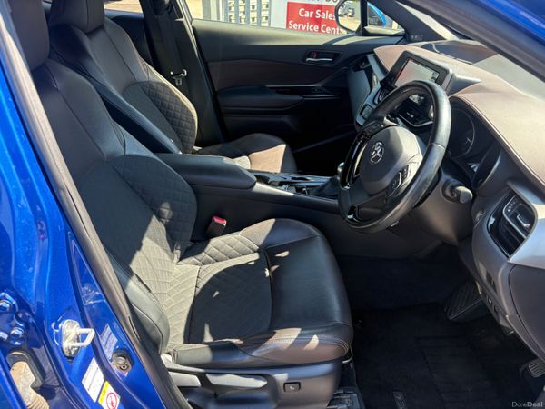 182 Toyota C-HR hybrid 396972679