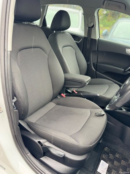 AUDI A1 S-Line 1.4L Petrol Auto 2015 35000KM only 396913205