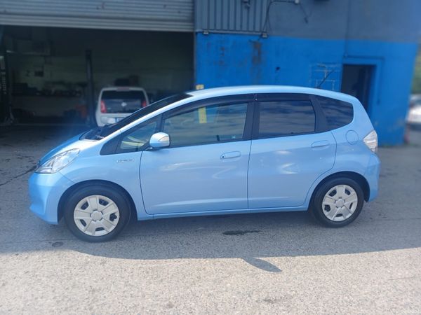 2012 Honda Fit Hybrid Automatic 396933673