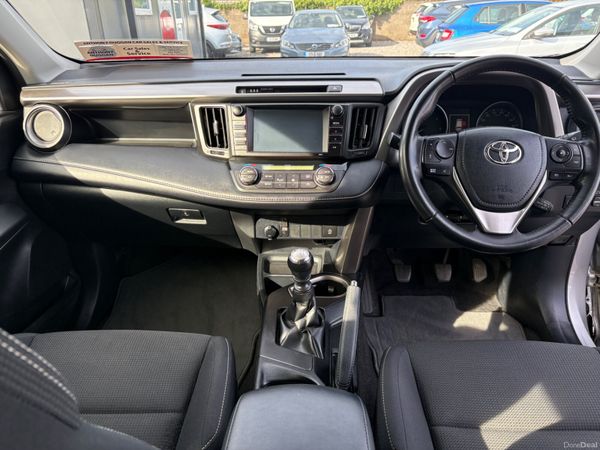2018 Toyota RAV4 Luna sport 397040827