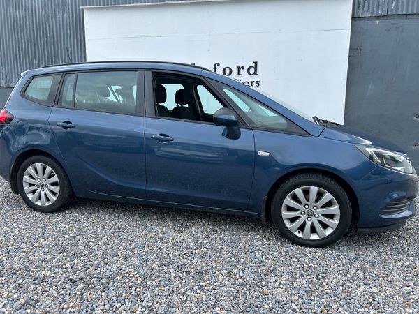 Opel Zafira 2016 (7 Seater ) 397055201