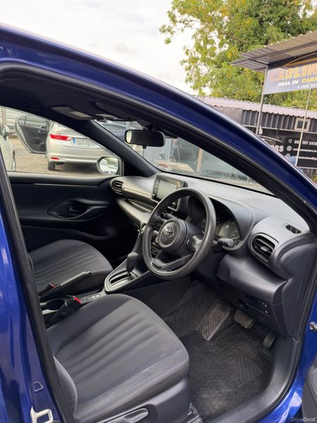 Toyota Yaris Automatic 397097929