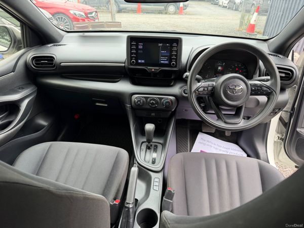 Toyota Yaris Automatic 397098285