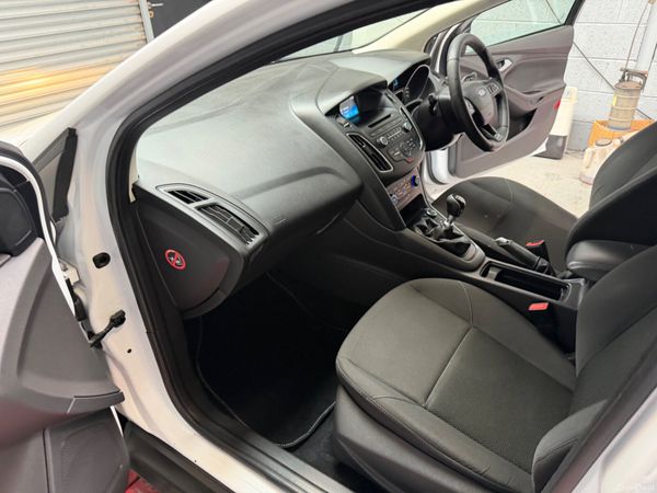 2015 FORD FOCUS      NEW NCT ! 397017867
