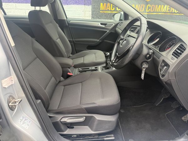 Volkswagen Golf 2014 397020657