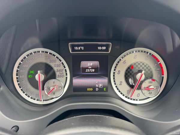 MERCEDES BENZ A180 AMG Line AUTO 2014 24000KM 397024213