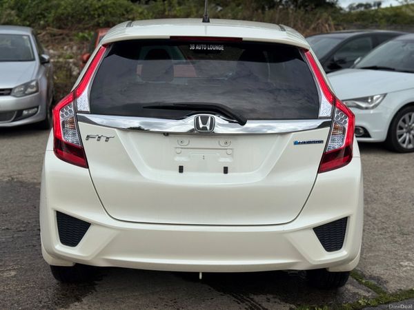 HONDA FIT 1.5L Hybrid Automatic 76000KM ONLY 397149423