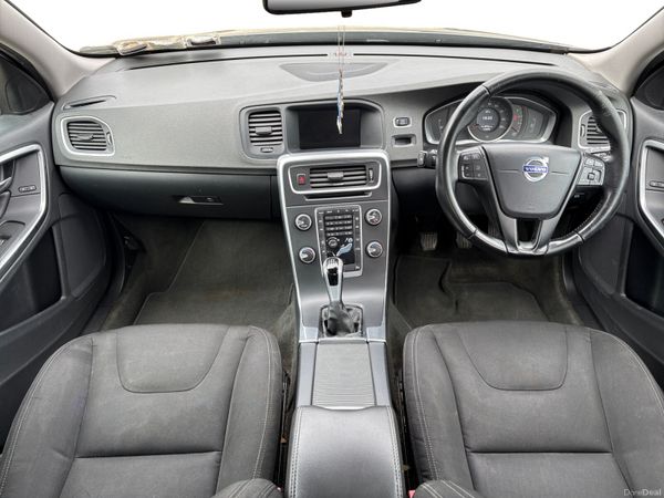 2016 Volvo S60 ES, 5 of 13