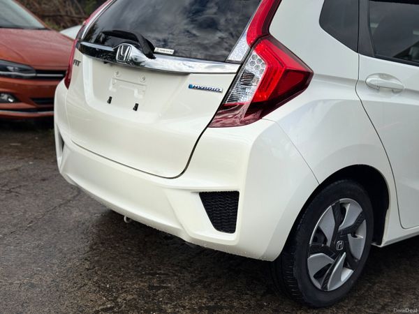 HONDA FIT 1.5L HYBRID AUTOMATIC 2015 69000KM ONLY 397153707