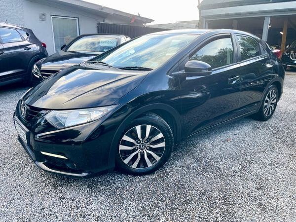 2015 Honda Civic 1\.6 i\-DTEC Diesel – 6\-Speed Ma 397104569
