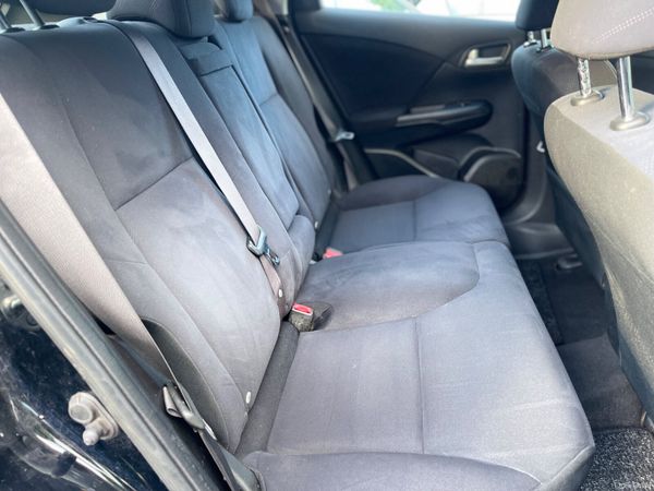 2015 Honda Civic 1\.6 i\-DTEC Diesel – 6\-Speed Ma 397104571