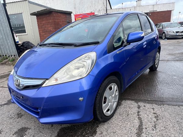 2012 Honda Fit, 2 of 9