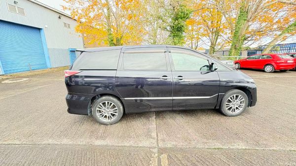 Toyota Estima 2.4 hybrid 7 Seater 397136909