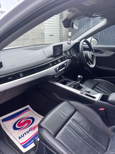 Audi A4 2018 397243593