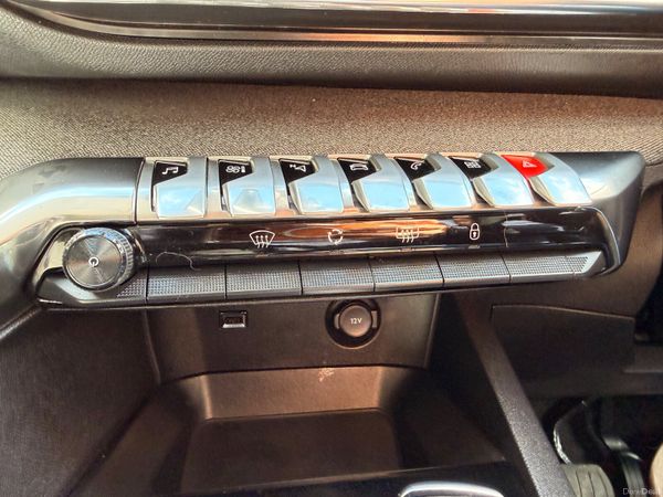 Peugeot 3008 2022 1.2 Allure Automatic 397256489