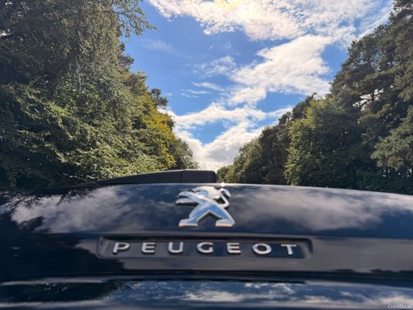 Peugeot 3008 2022 1.2 Allure Automatic 397256515