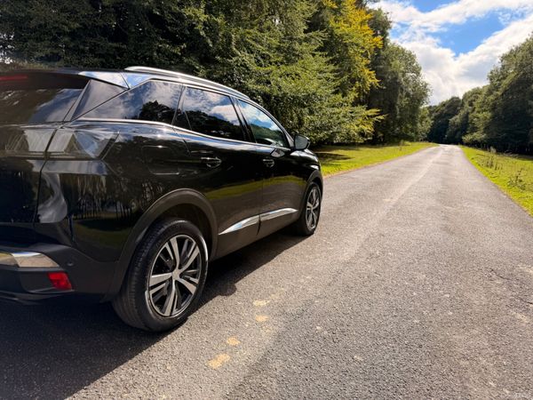 Peugeot 3008 2022 1.2 Allure Automatic 397256525