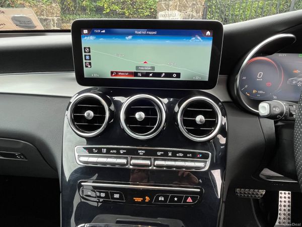 Mercedes-Benz GLC300d AMG Line Premium. NCT 03/28 397260053