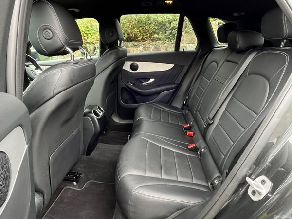 Mercedes-Benz GLC300d AMG Line Premium. NCT 03/28 397260027