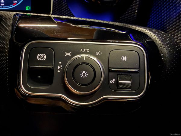 192 Mercedes-Benz  A180 CDi Sport Premium / Auto 397268947