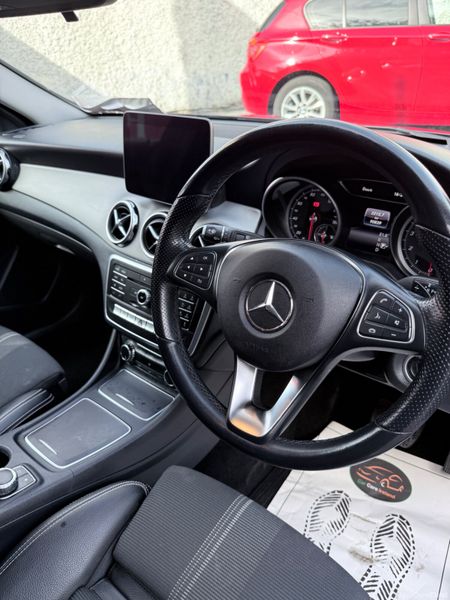 Mercedes-Benz GLA 1.6 Petrol AUTO Low Kms Tax&NCT 397270643
