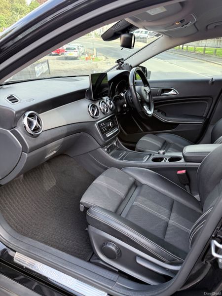 Mercedes-Benz GLA 1.6 Petrol AUTO Low Kms Tax&NCT 397270717