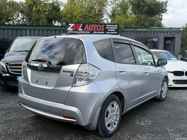 11 HONDA FIT 1.3 HYBRID 397283957