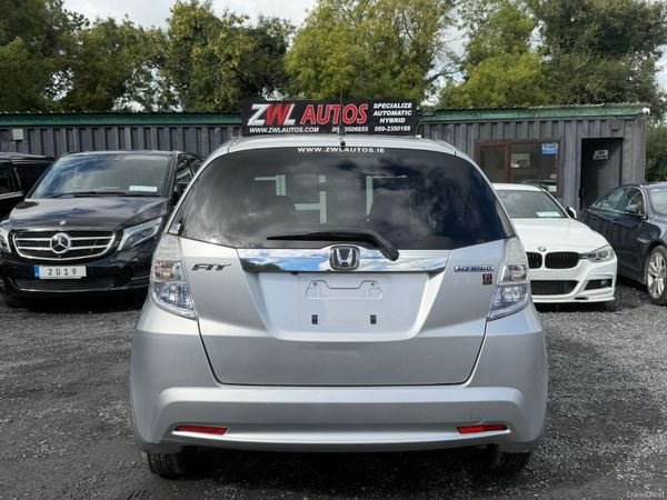 11 HONDA FIT 1.3 HYBRID 397283959