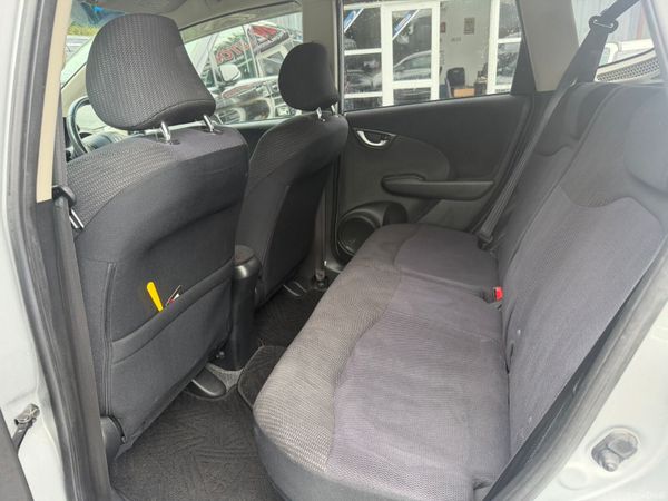 10 HONDA FIT 1.3 HYBRID 397284063