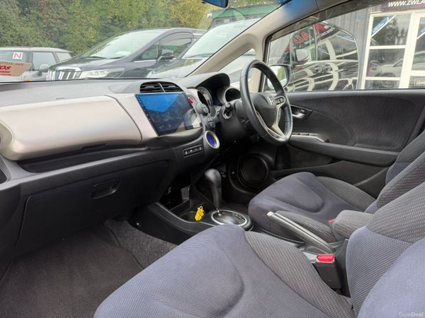 12 HONDA FIT 1.3 HYBRID 397284445