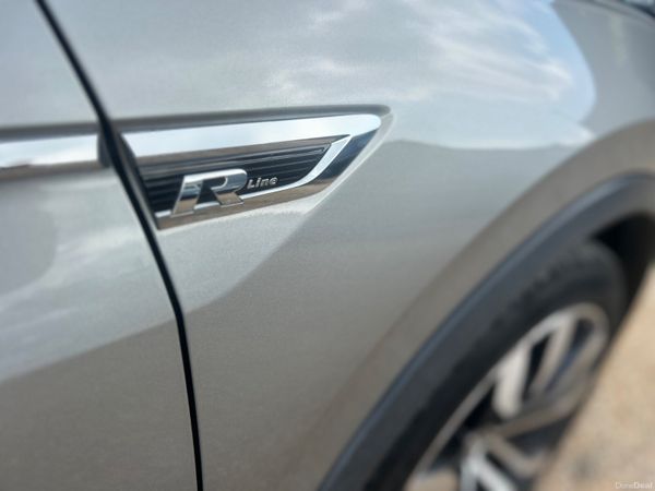 Volkswagen Tiguan R LINE 397218217
