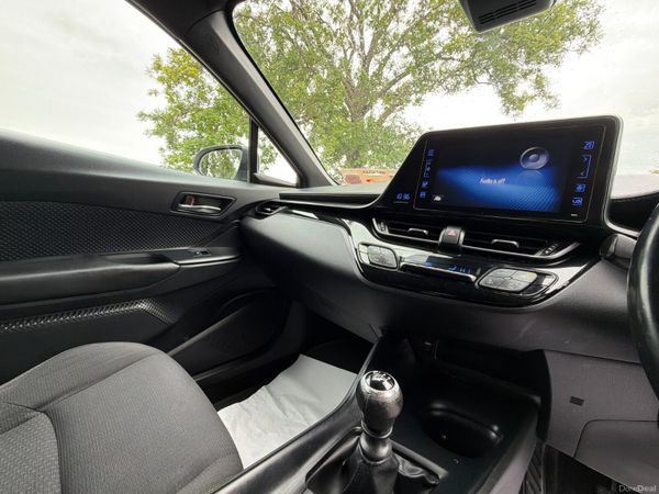 Toyota C-HR 2017 Luna 1.2 turbo 397356213