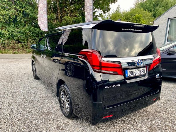 TOYOTA ALPHARD 2.5 HYBRID E-FOUR (8 SEATER) 397301377