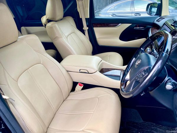 TOYOTA ALPHARD 2.5 HYBRID E-FOUR (8 SEATER) 397301383