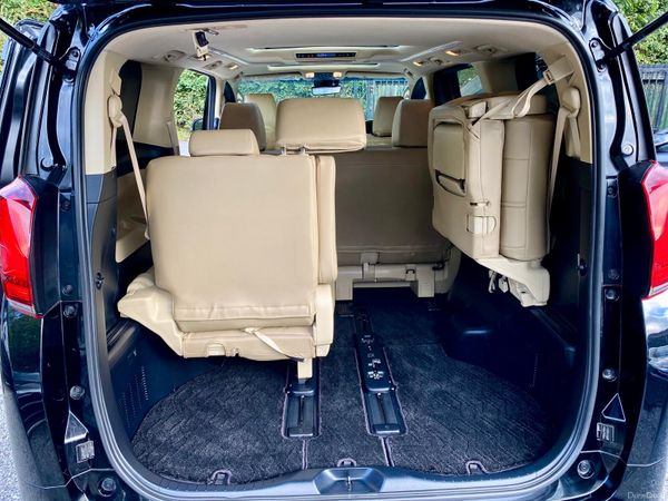 TOYOTA ALPHARD 2.5 HYBRID E-FOUR (8 SEATER) 397301395