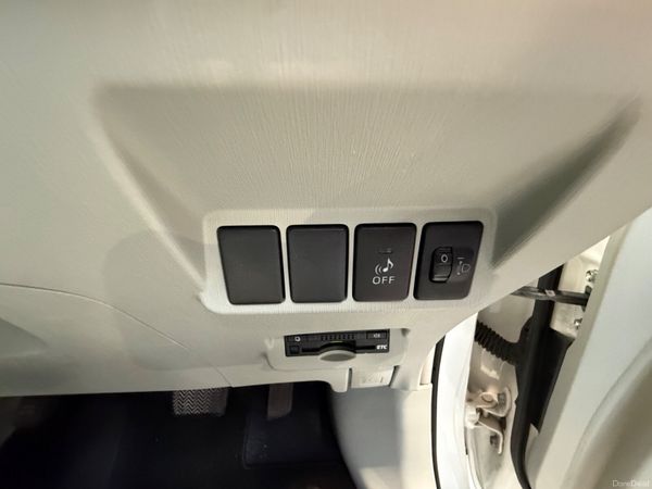 2015 Toyota Prius +/Alpha 1.8 Hybrid Auto,7 Seats 397443223