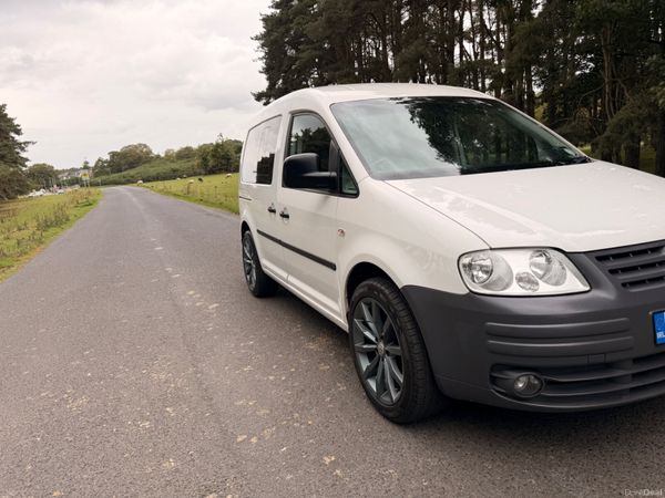 Volkswagen Caddy 1.9 TDI Life 5 Seater 397450341