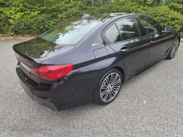 BMW 5-Series M-sport / Petrol/plug-in 397465787