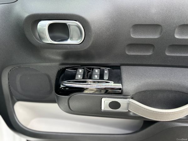 Citroen C3  Automatic Petrol in showroom condition 397422139