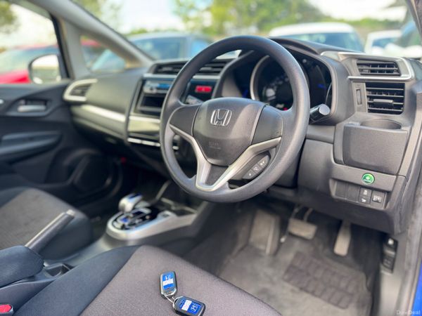 HONDA FIT 1.5L HYBRID 2014 2 Keys 41000KM ONLY 397575651