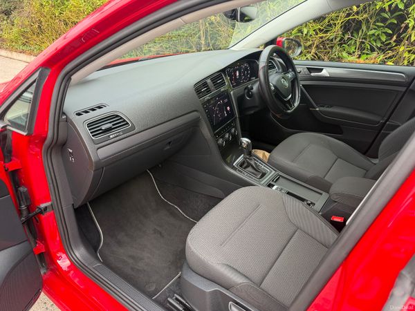 Volkswagen Golf 2020 397586935