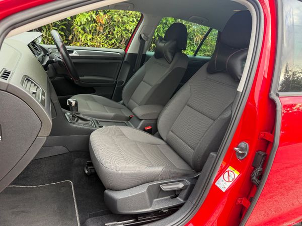 Volkswagen Golf 2020 397586937