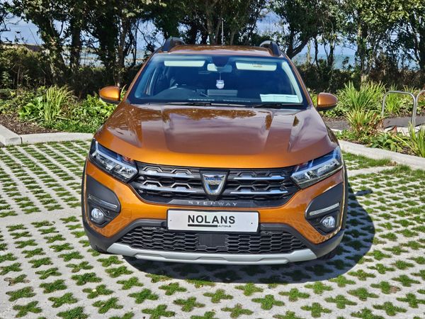 2021 Dacia Sandero Stepway STEPWAY Prestige, 3 of 36