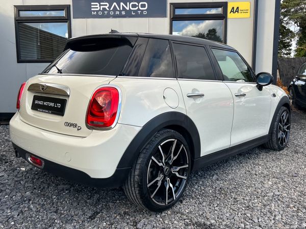 Mini Cooper D Auto 2017 397675981